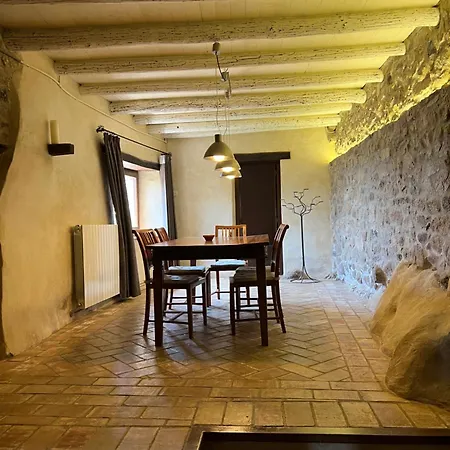 Mas Maimes Bed and Breakfast Agullana