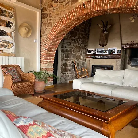 Mas Maimes Bed and Breakfast 4*